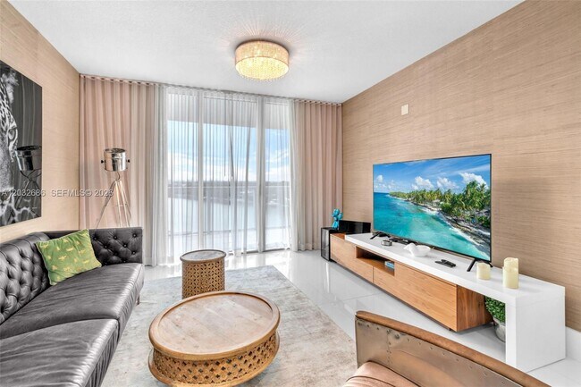 6700 Indian Creek Dr Unit 904