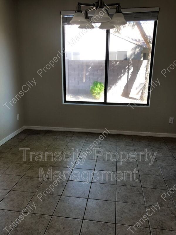 Photo - 4537 S Granite St