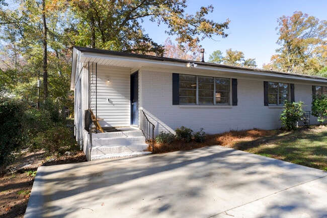 Building Photo - 3984 Christopher Dr Unit Gold Rental