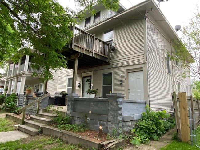 Photo - 1020 Dayton St SW Unit Apt 2