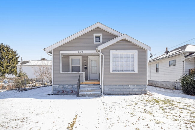 Photo - Adorable 2 Bedroom Home