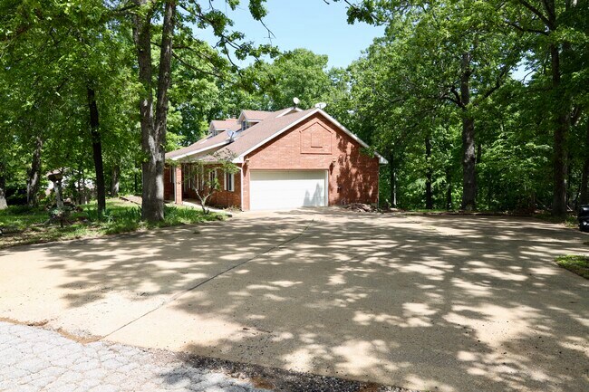 Photo - 17051 Lemming Ln
