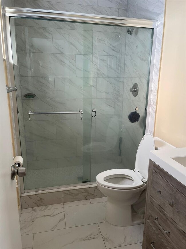Building Photo - 7160 NW 179th St Rental