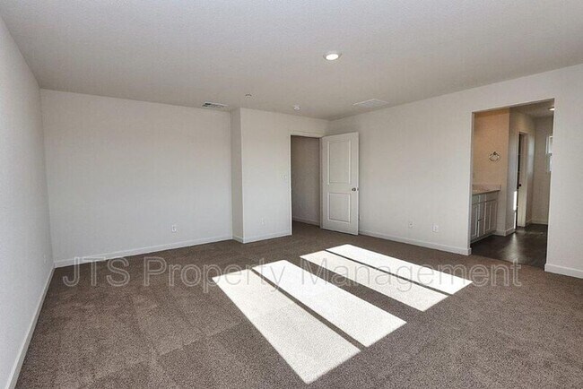 Photo - 716 Franklin St