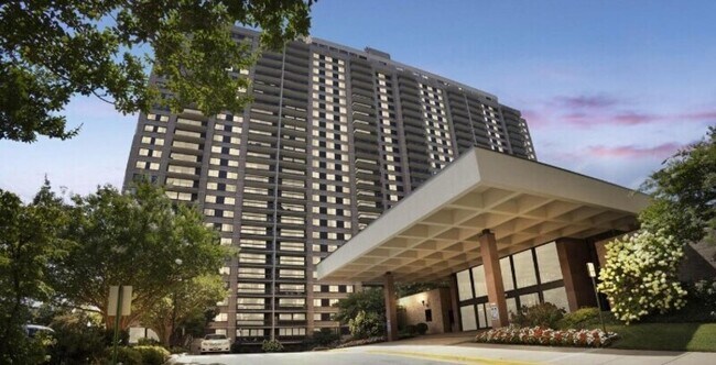 Photo - 5501 Seminary Rd Condo Unit 1805 S