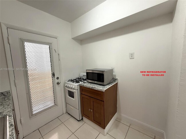 Photo - 6885 Byron Ave Unit 103