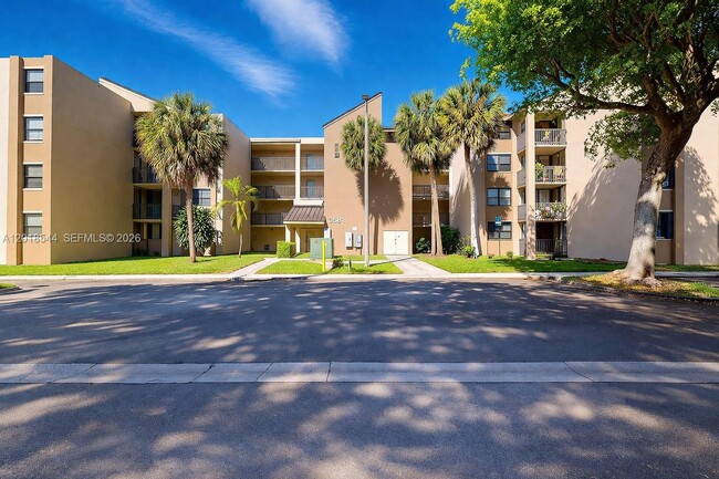 Photo - 3581 SW 117th Ave Unidad 5-308