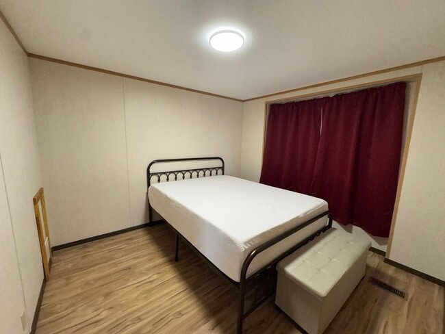 Photo - Comfortable 2-Bed, 1-Bath Home in Reed Poi...