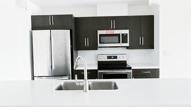 Photo - 25 Bridgeland Dr N