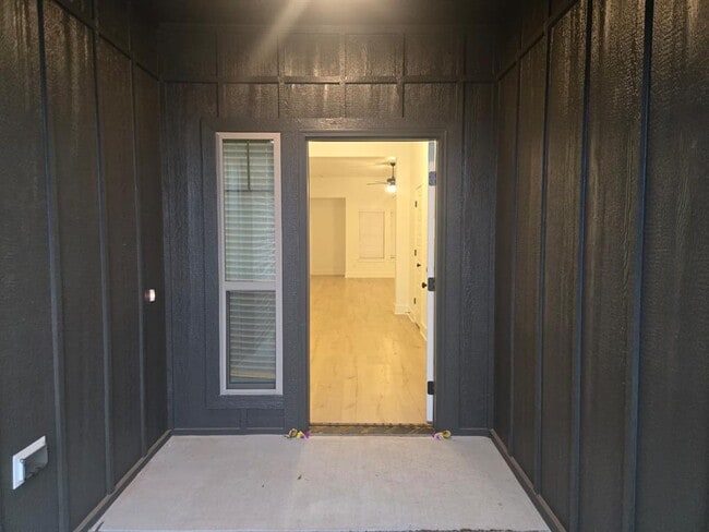 Photo - 17705 Horne Ln