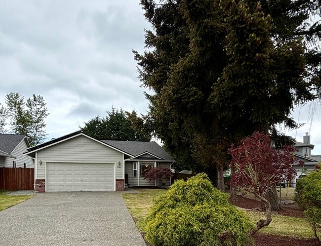 Building Photo - Cozy and Charming 3 Bedroom in Lynnwood!