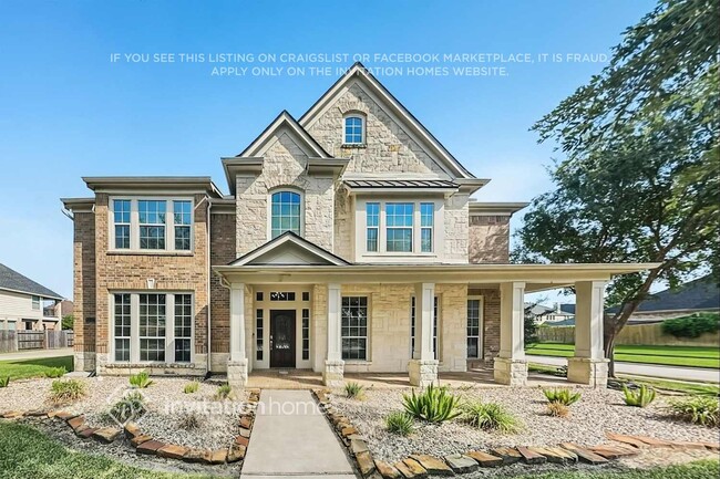 Building Photo - 16002 Maple Shores Dr