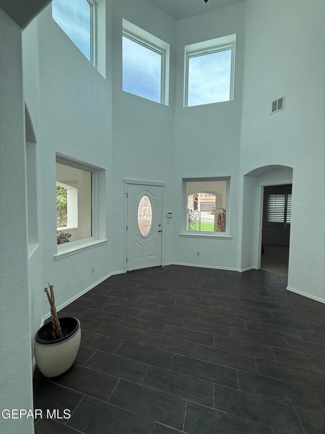 Photo - 1605 Playa Del Sol St