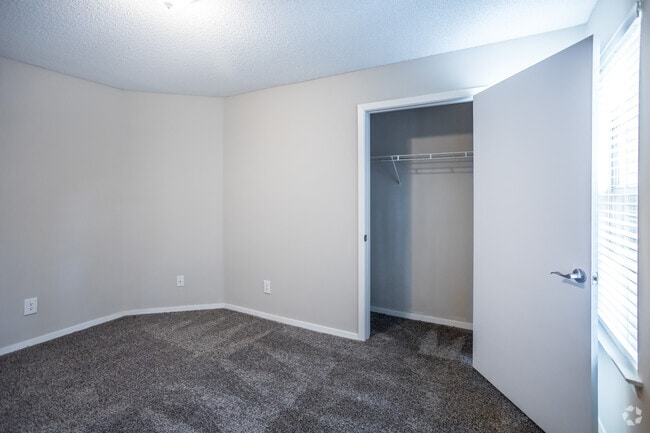 3 BR, 2 BA - 1200SF