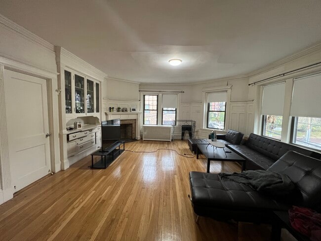 Photo - 73 Longwood Ave Unit 1F