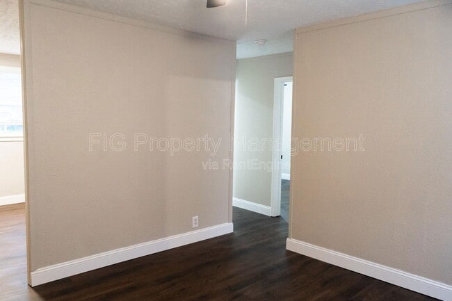 Photo - 1414 Chicago Ave