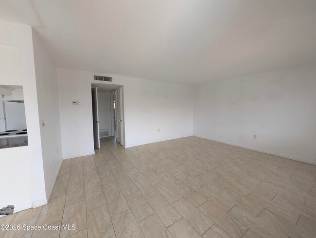 Photo - 140 Minna Ln Unit 203
