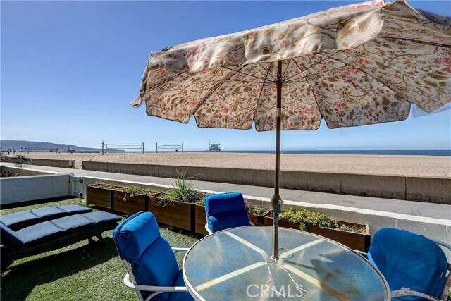 Photo - 532 The Strand