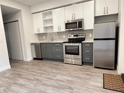 Photo - 352 Hirst Ave Unit 7