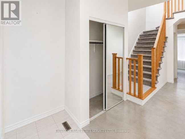 Photo - 129 Seeley Ave