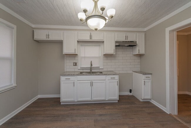 Photo - Updated 1 Bed/1 Bath Cottage in Harrisburg...