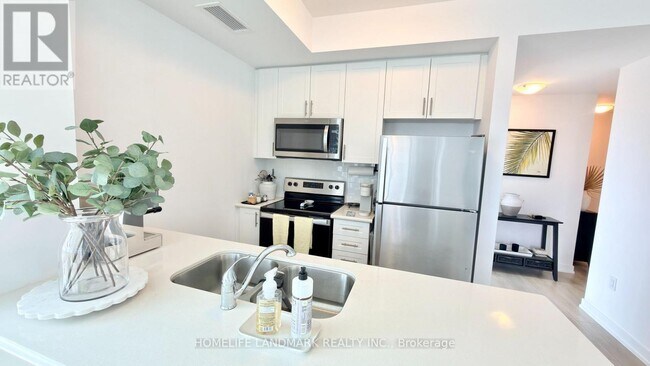 Photo - 460 Dundas St E Unit 1009