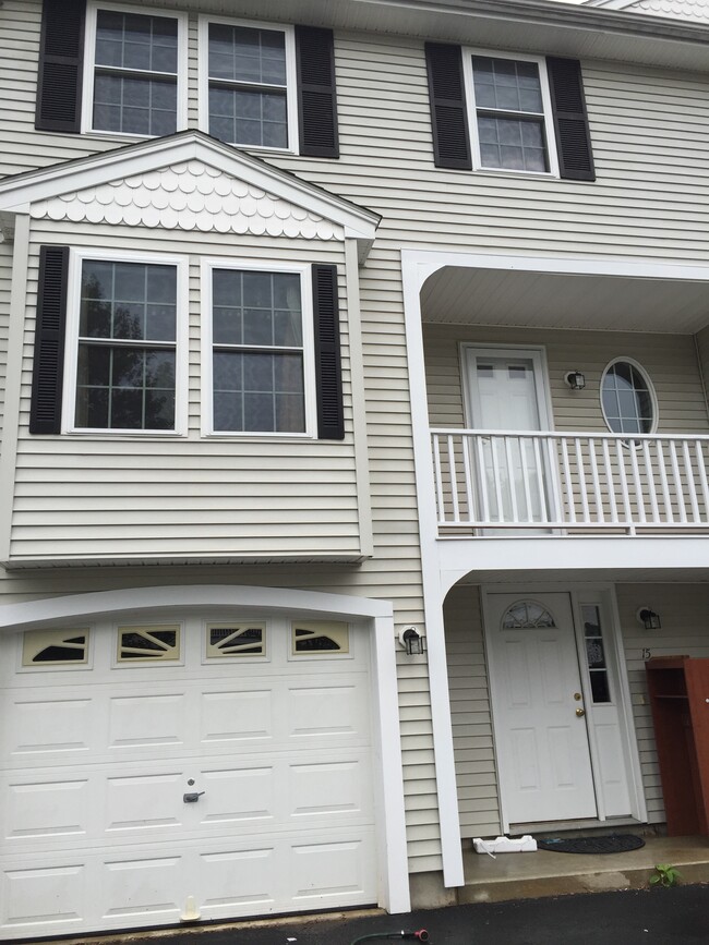 Photo - 184 Tyngsboro Rd Townhome