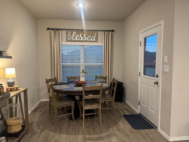 Photo - 287 Rolling Hls