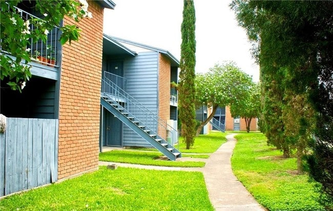 Palms Apartments