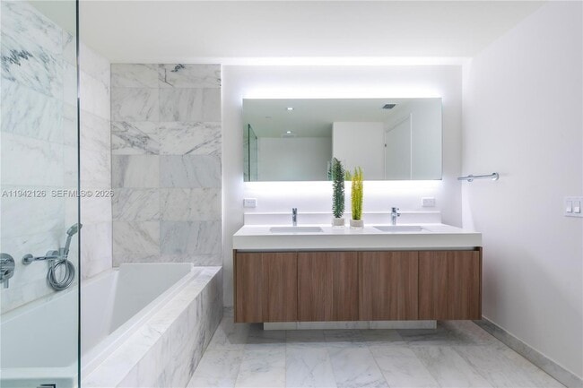 Photo - 401 N Birch Rd Unit 701