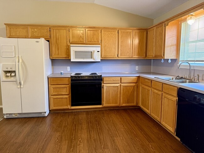 Photo - 2408 Cimmaron Dr