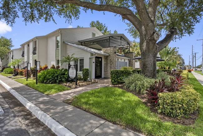 Sun Bay Palms at South Tampa