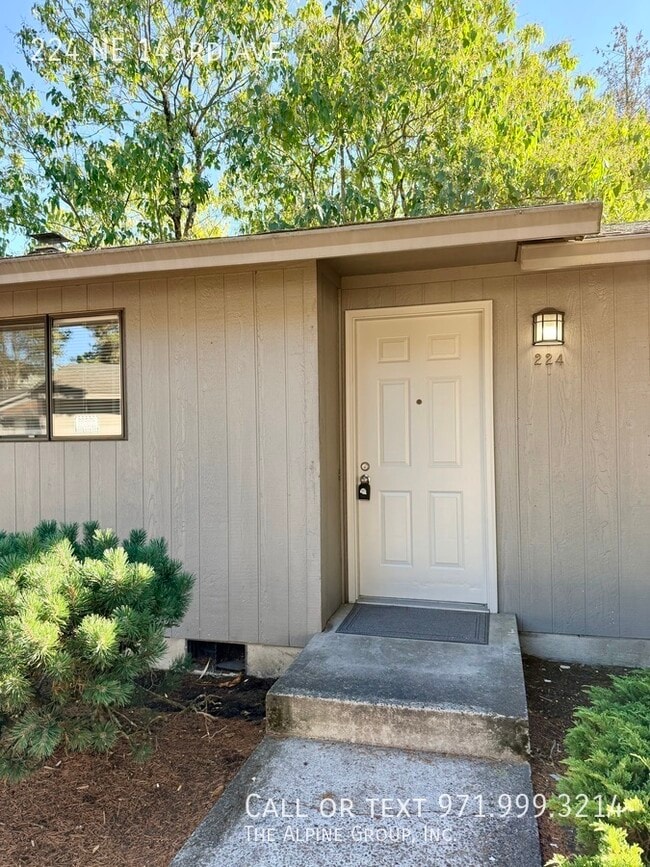 Photo - 224 NE 143rd Ave