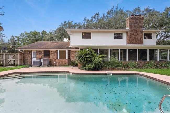 Photo - 1745 E Adams Dr