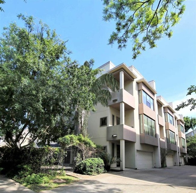 Photo - 1415 Bonnie Brae St Condo Unit G