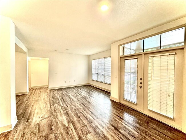 Photo - 2222 Smith St Condo Unit 105