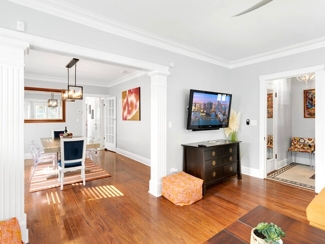 Photo - 1926 Wisconsin Ave