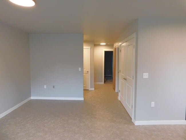Photo - 2Bd/2Ba 2nd Story Apartment Unit - Availab... Unit 11