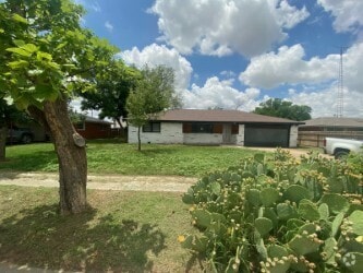 Building Photo - 623 N Gaines Ave Rental