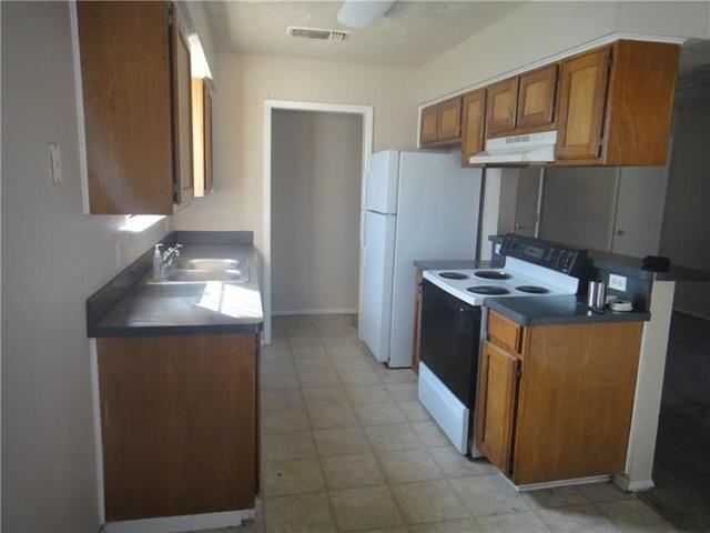 Photo - 504 Kings Way Dr Townhome