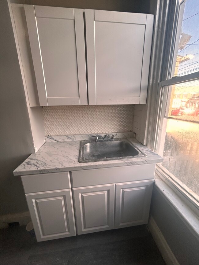 Photo - 519 Sanford Pl