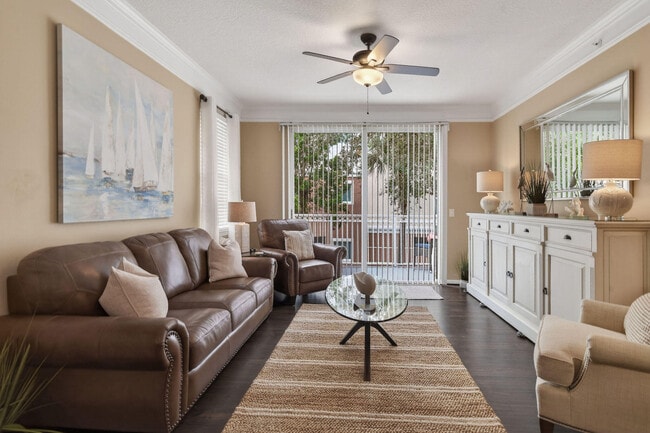 Photo - 3202 Myrtlewood Cir E