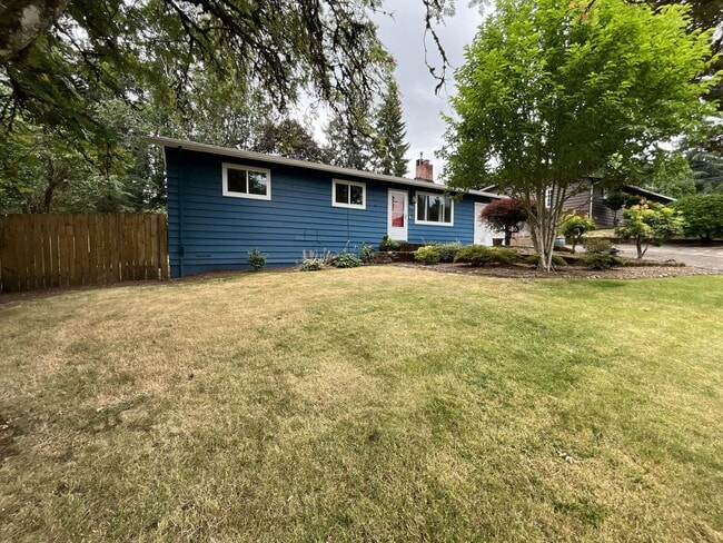 Photo - Beautiful 3-Bedroom West Linn Home with Bonus Room, Updated Kitchen and Large Fenced Yard