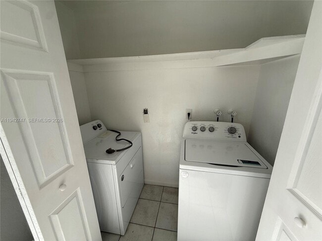 Photo - 420 NE 18th Ave