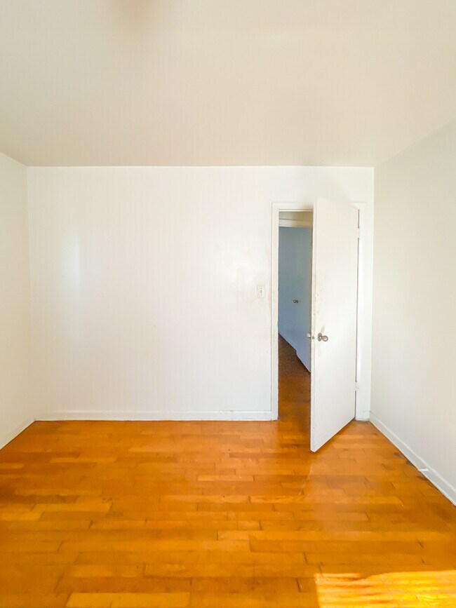 Photo - 559 S 22nd Ave