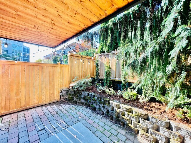 Photo - 1017 N 39th St