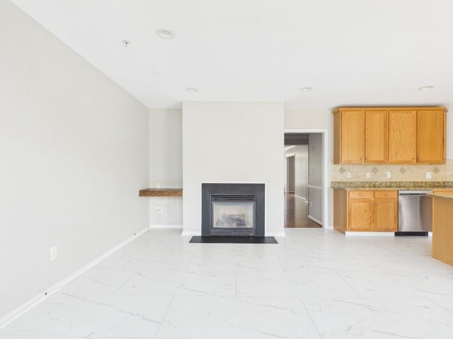 4587 Whittemore Pl