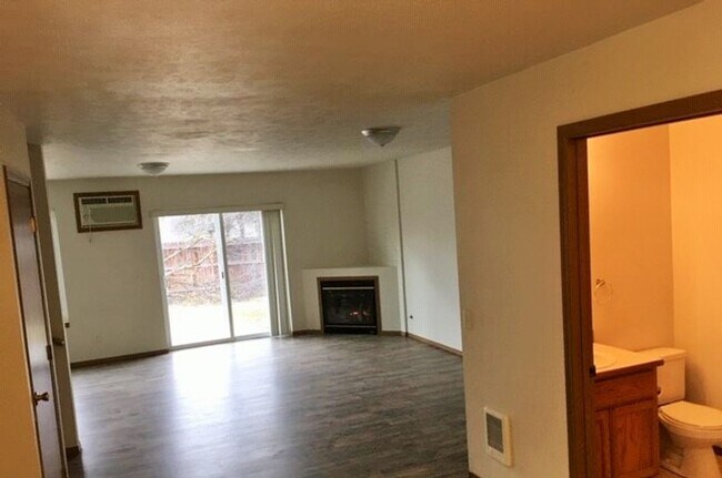 Photo - 1402 Unit 307B