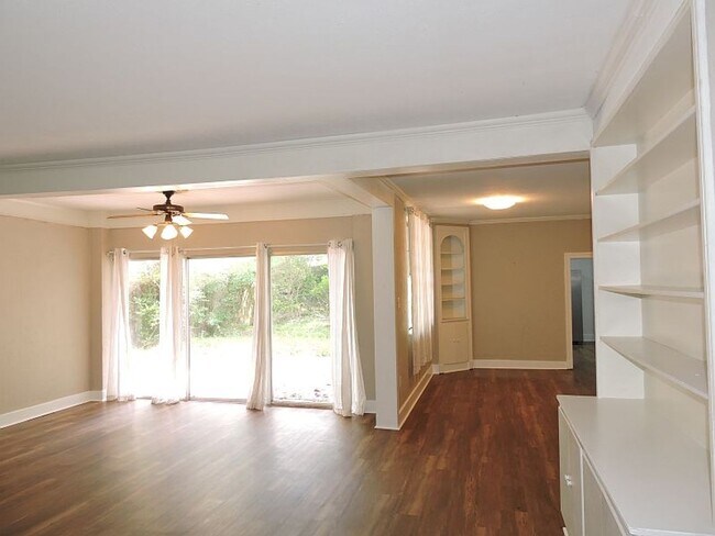 Photo - Great home near LSU Lakes