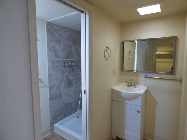 Photo - 609 Terry St Unit 609 Terry Street #A